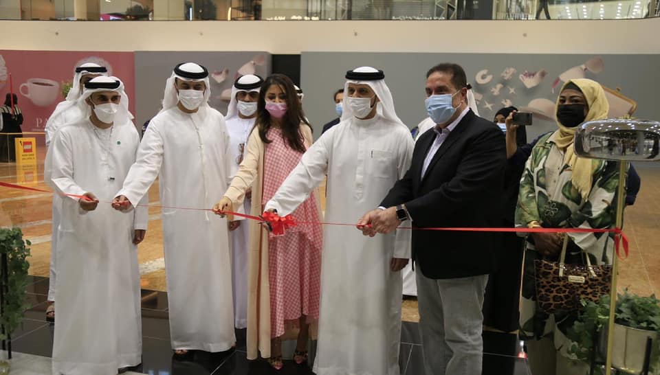 بالصور .. بحضور سعادة السفير فتحى عفانة إفتتاح المعرض الدولي الأول للفن و الأعمال